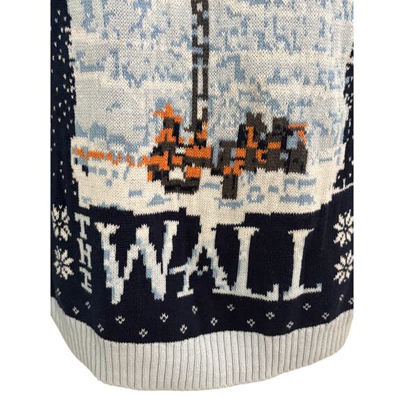Game of Thrones Deck the Wall Holiday Sweater. Size Medium - Picture 7 of 8